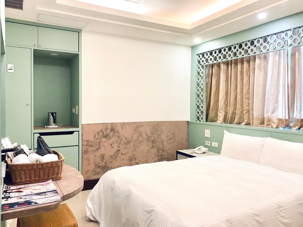 Spa Spring Resort Beitou Exterior photo