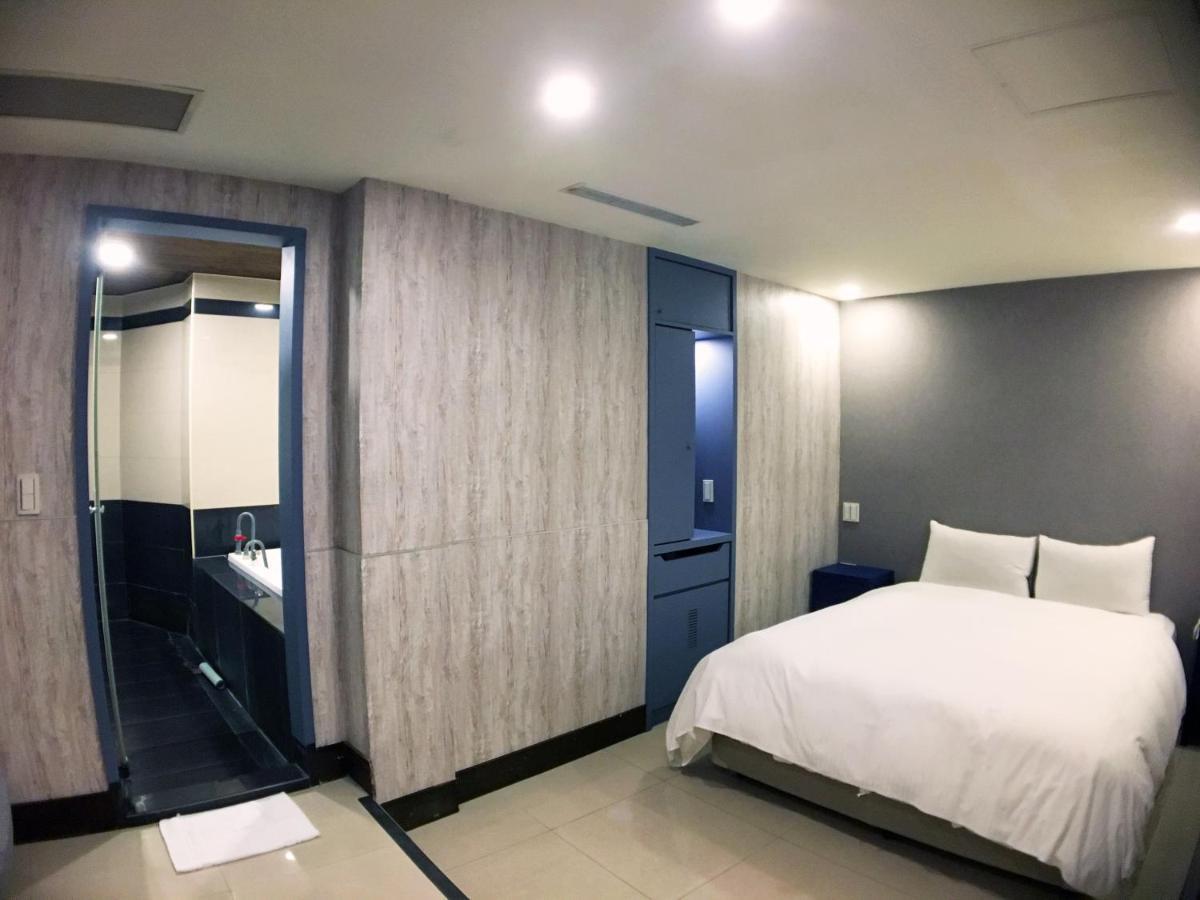 Spa Spring Resort Beitou Exterior photo
