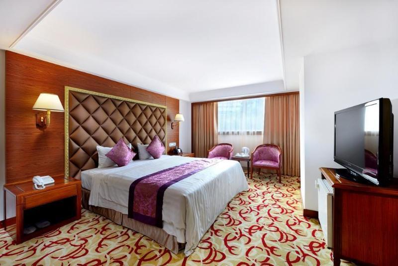 Spa Spring Resort Beitou Exterior photo