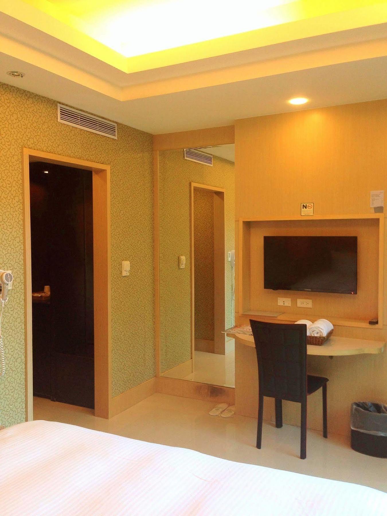 Spa Spring Resort Beitou Exterior photo