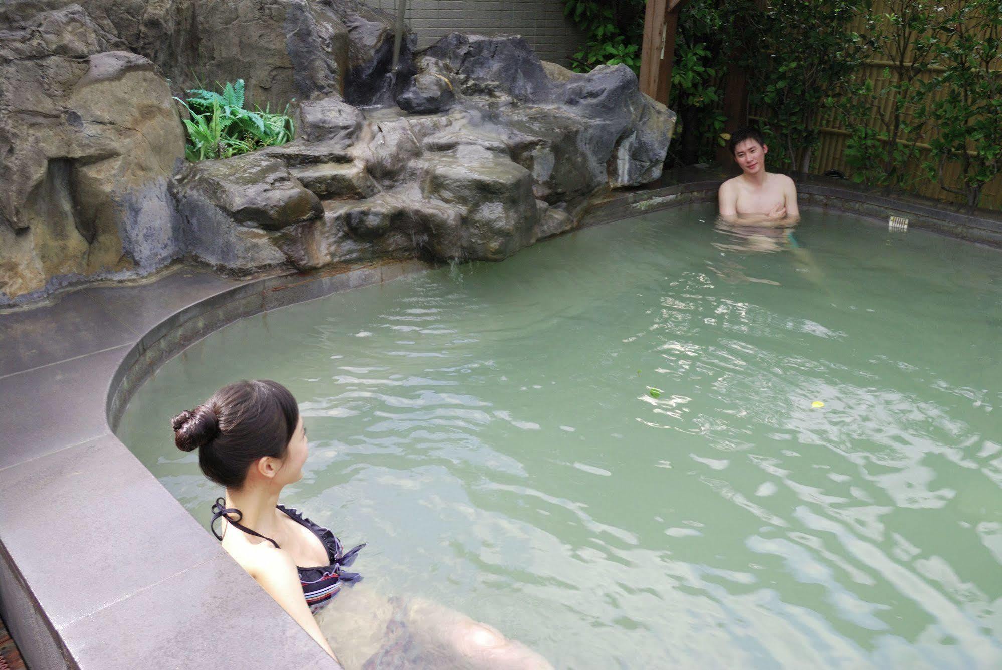 Spa Spring Resort Beitou Exterior photo